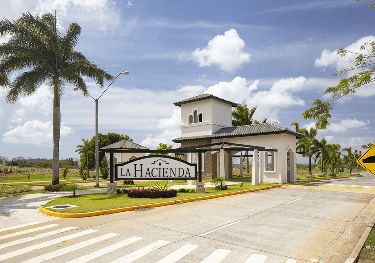 86_34_Gatun Bijao Plus_I01_Living (1) (1) 2-2